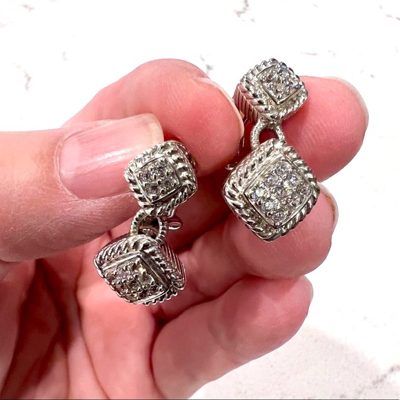 Judith Ripka bib necklace and matching earrings - Picture 4 of 5